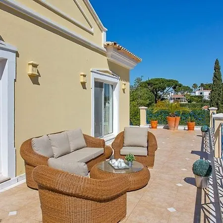 Sleeps 8 Pool Air Con Wifi וילה ואלה דה לובו
